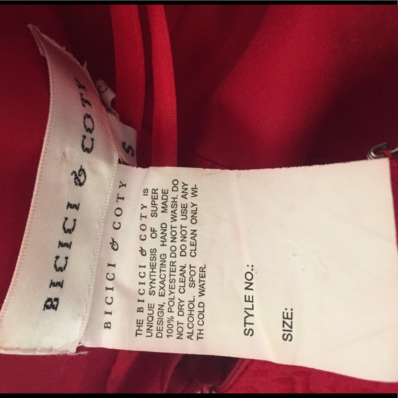 Red Prom Gown - Picture 4 of 4